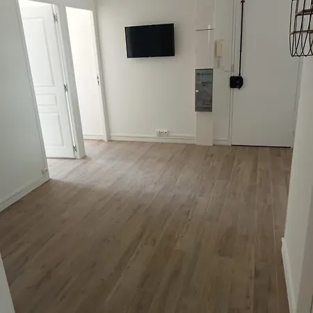 Appt Apartamento Sarcelles