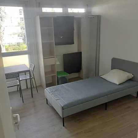 Appt Apartamento Sarcelles